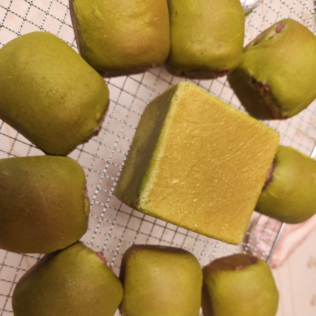 满满馅料‼️好吃看得见❗️肉松芋泥抹茶小吐司