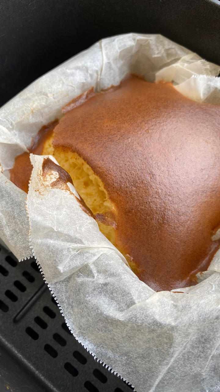 空气炸锅一人食——快手低糖酸奶蛋糕