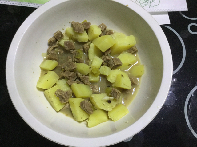 土豆炖牛肉