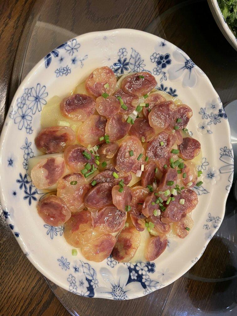 土豆蒸香肠