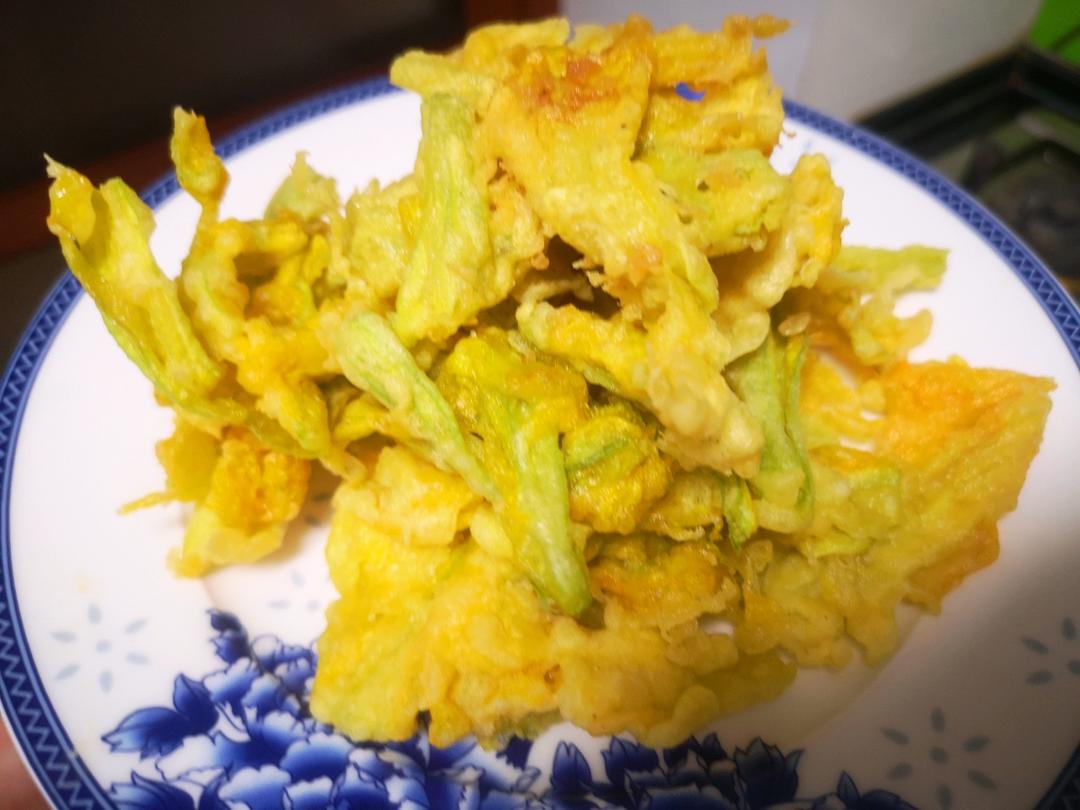 炸南瓜花
