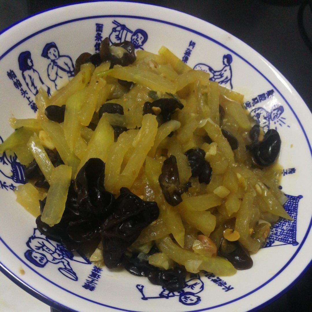 冬瓜炒木耳