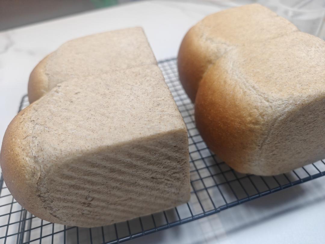 【健康烘培】超低卡黑全麦吐司