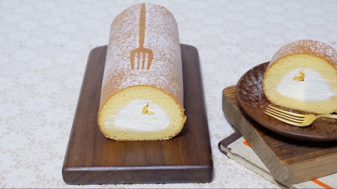经典小山蛋糕卷
