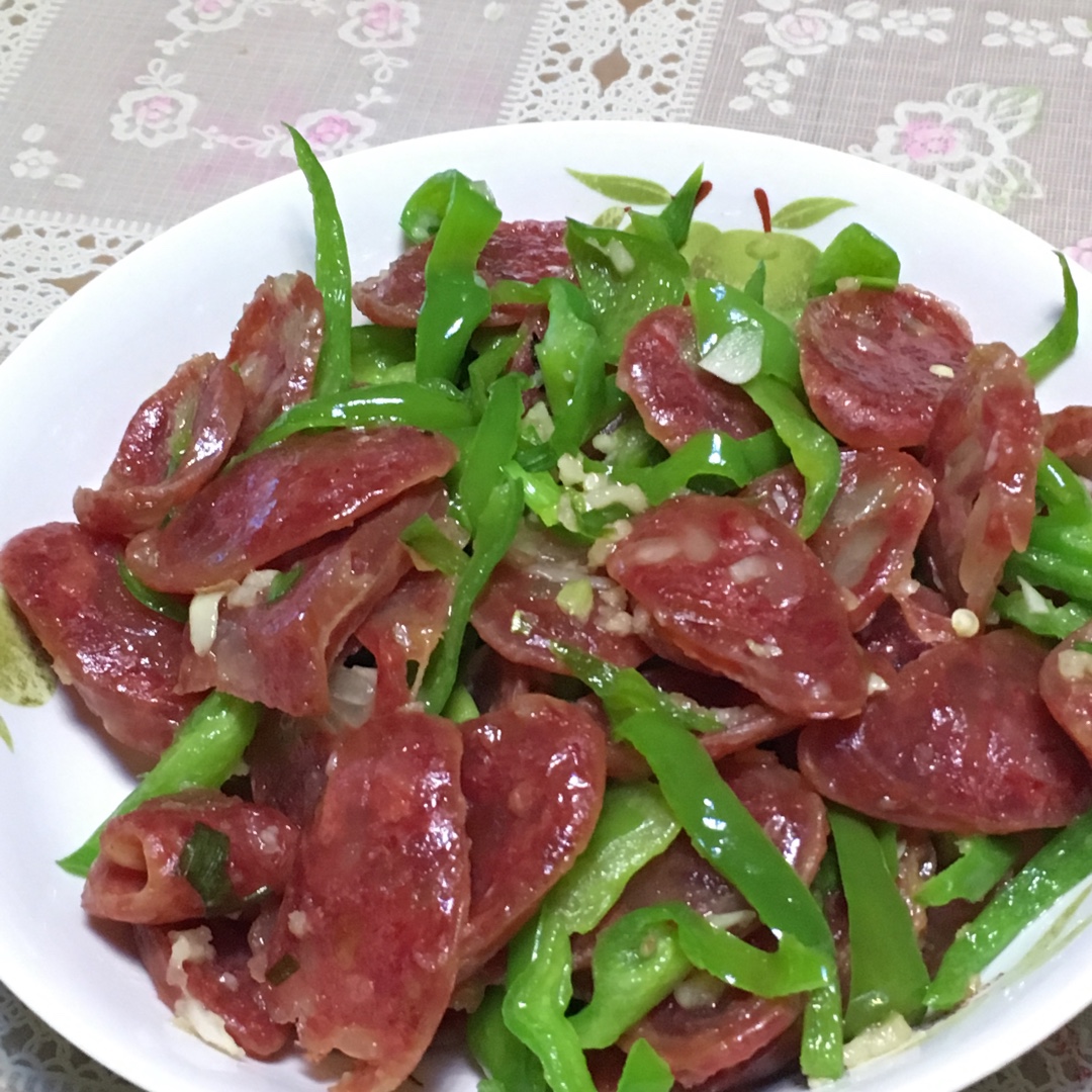 迷茫_8ri6做的青椒炒香肠