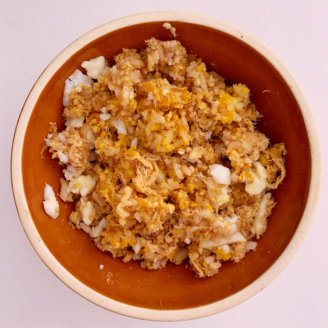 「快手」海苔肉松鸡蛋拌饭