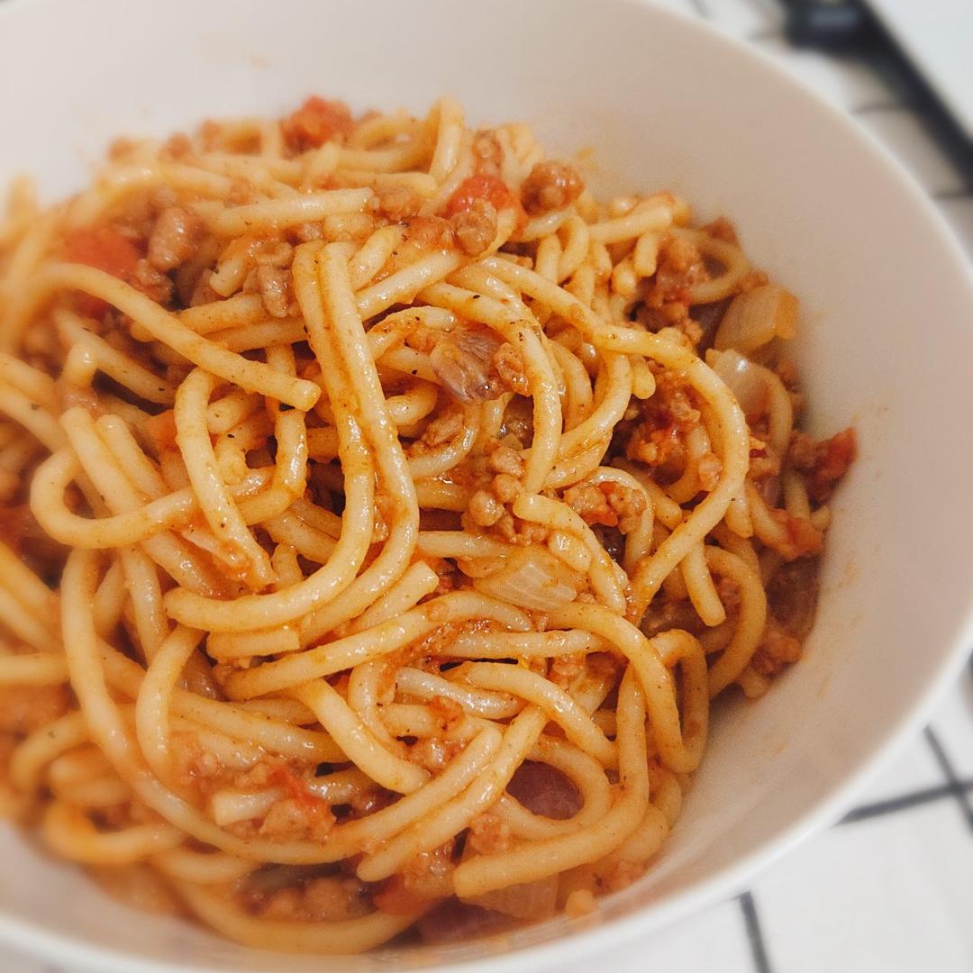 番茄肉酱意大利面