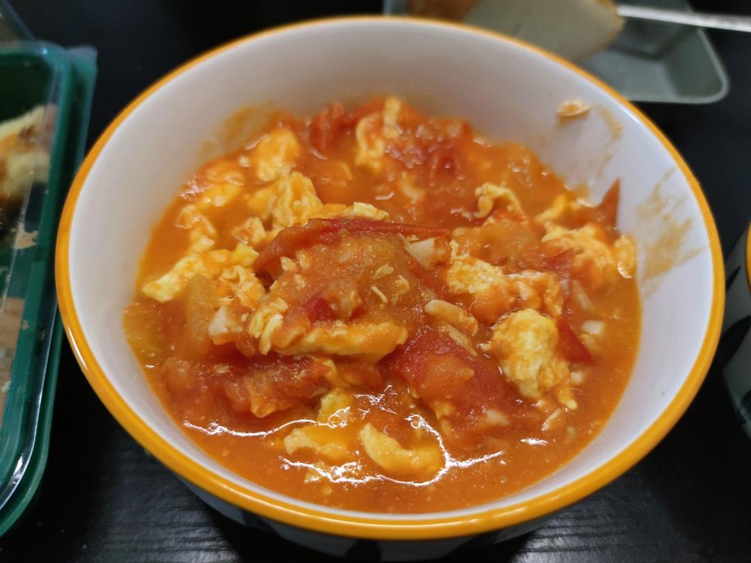 番茄炒鸡蛋（超浓的番茄味）