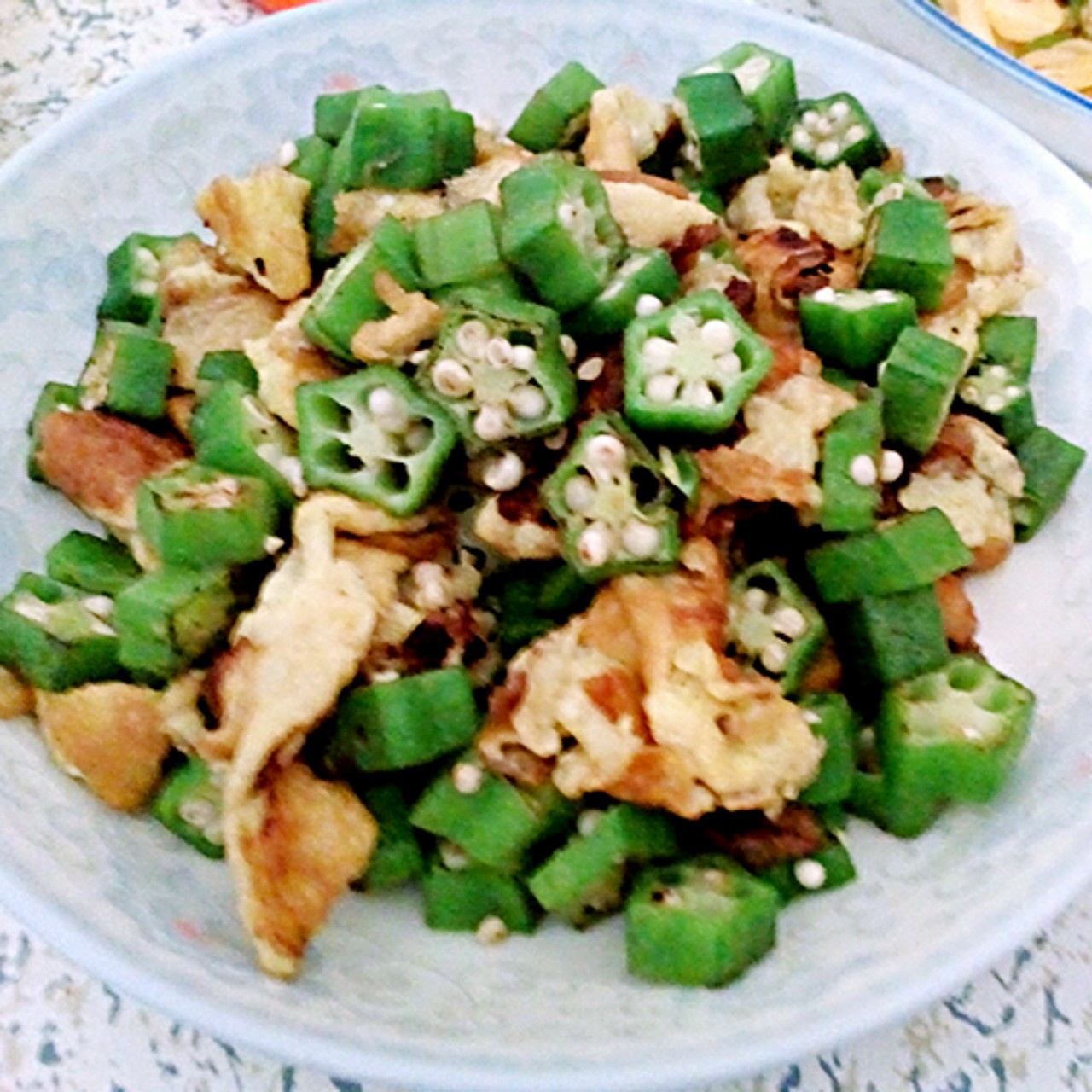 秋葵炒鸡蛋