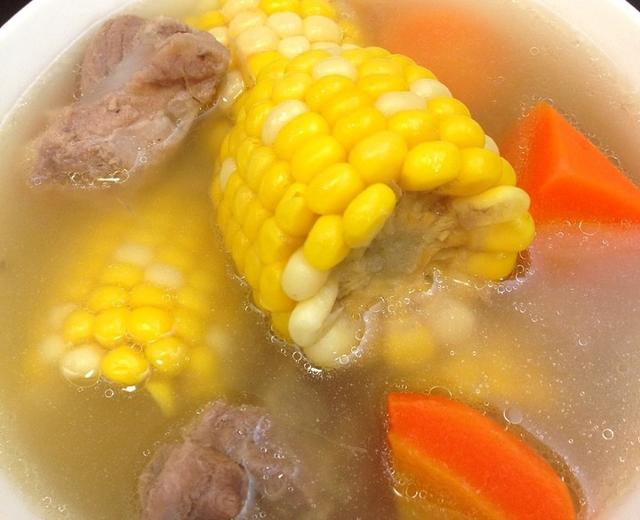 玉米胡萝卜猪骨汤的做法