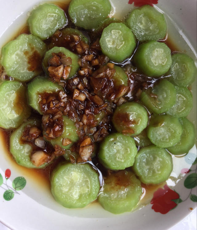 蒜蓉蒸丝瓜