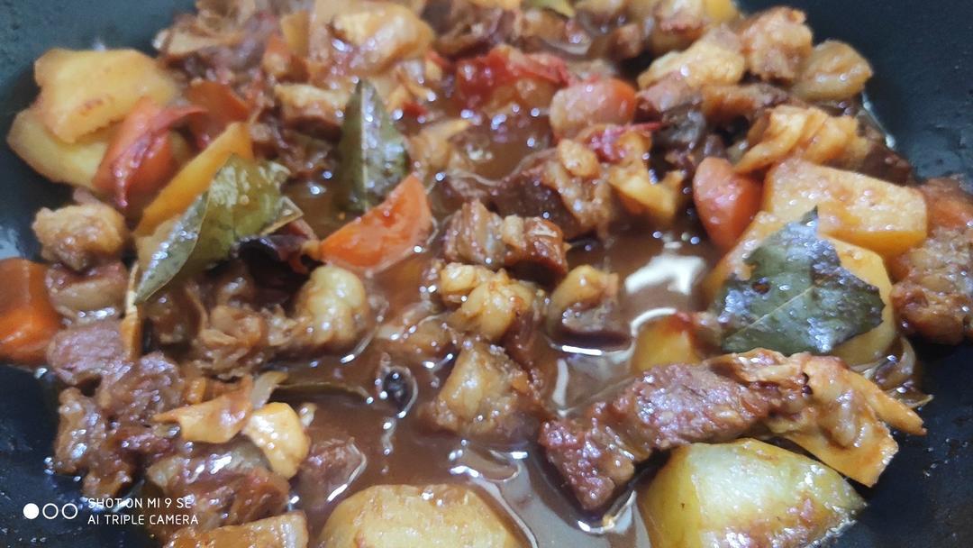 番茄土豆炖牛腩