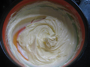 咸黄油磅蛋糕—分蛋法的做法 步骤6