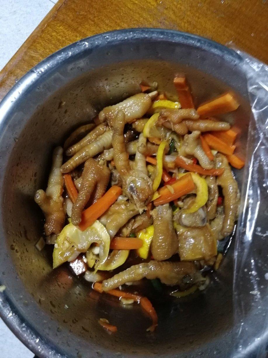 柠檬酸辣鸡爪