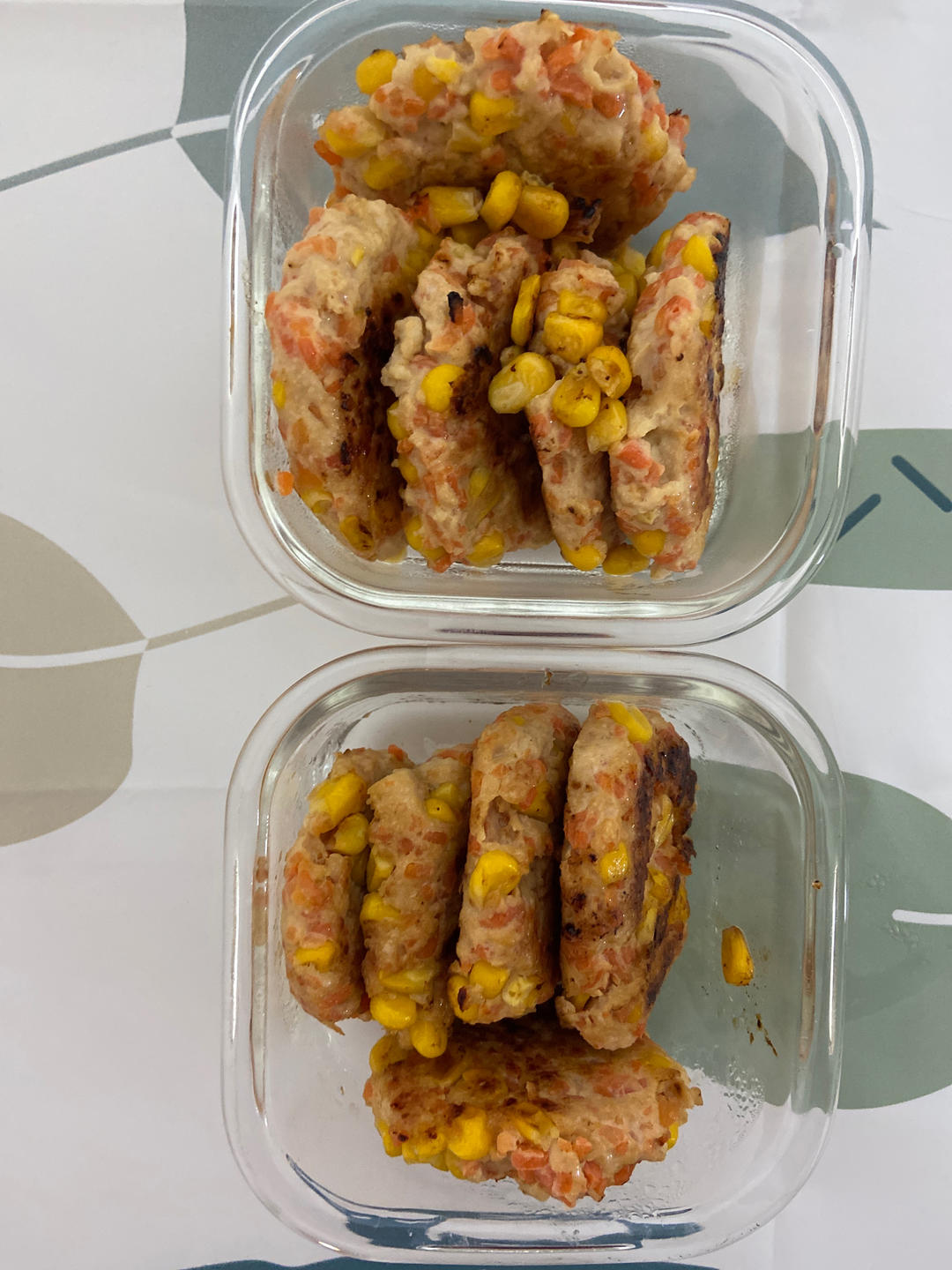 减肥餐低脂鸡胸肉饼