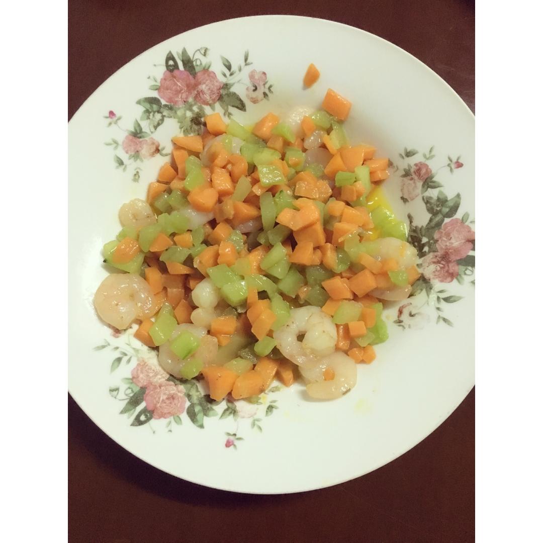 三色炒虾仁