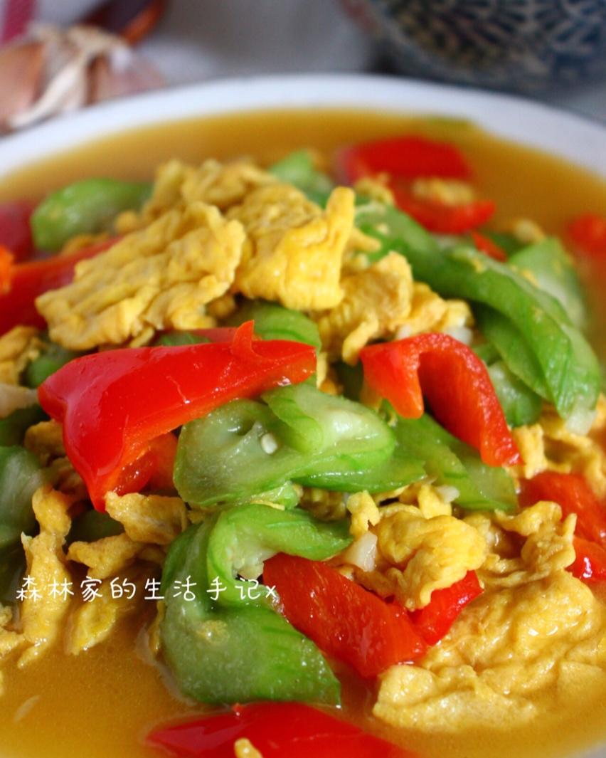 只需一撮盐就鲜到没朋友♥️快手家常菜【丝瓜炒蛋】😘