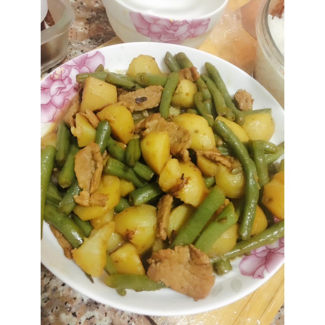 土豆炖豆角