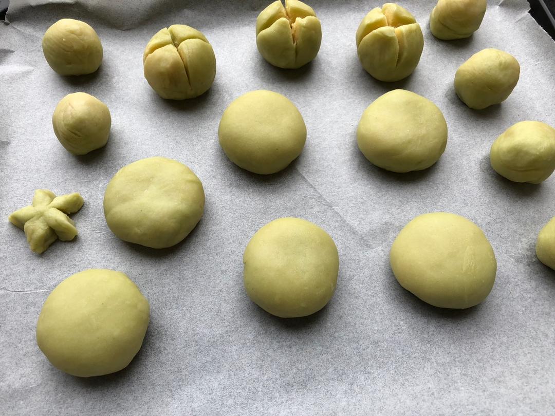 酥皮绿豆饼   酥得掉渣渣