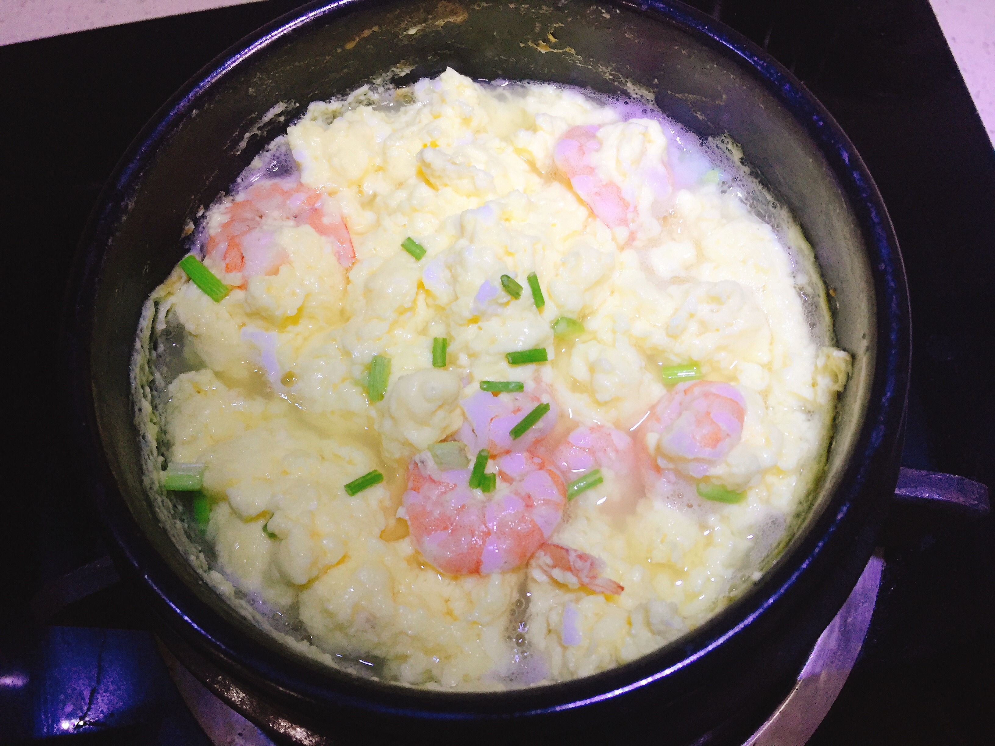 韩国砂锅鲜虾鸡蛋羹的做法 步骤1