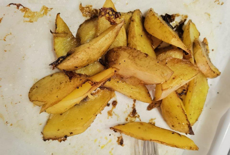 好吃哭的 蒜香帕玛森薯角儿【美味减脂餐】【北鼎烤箱食谱】