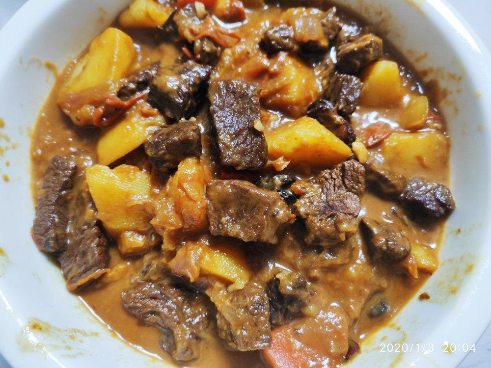 红烧牛肉土豆 （独家秘制）