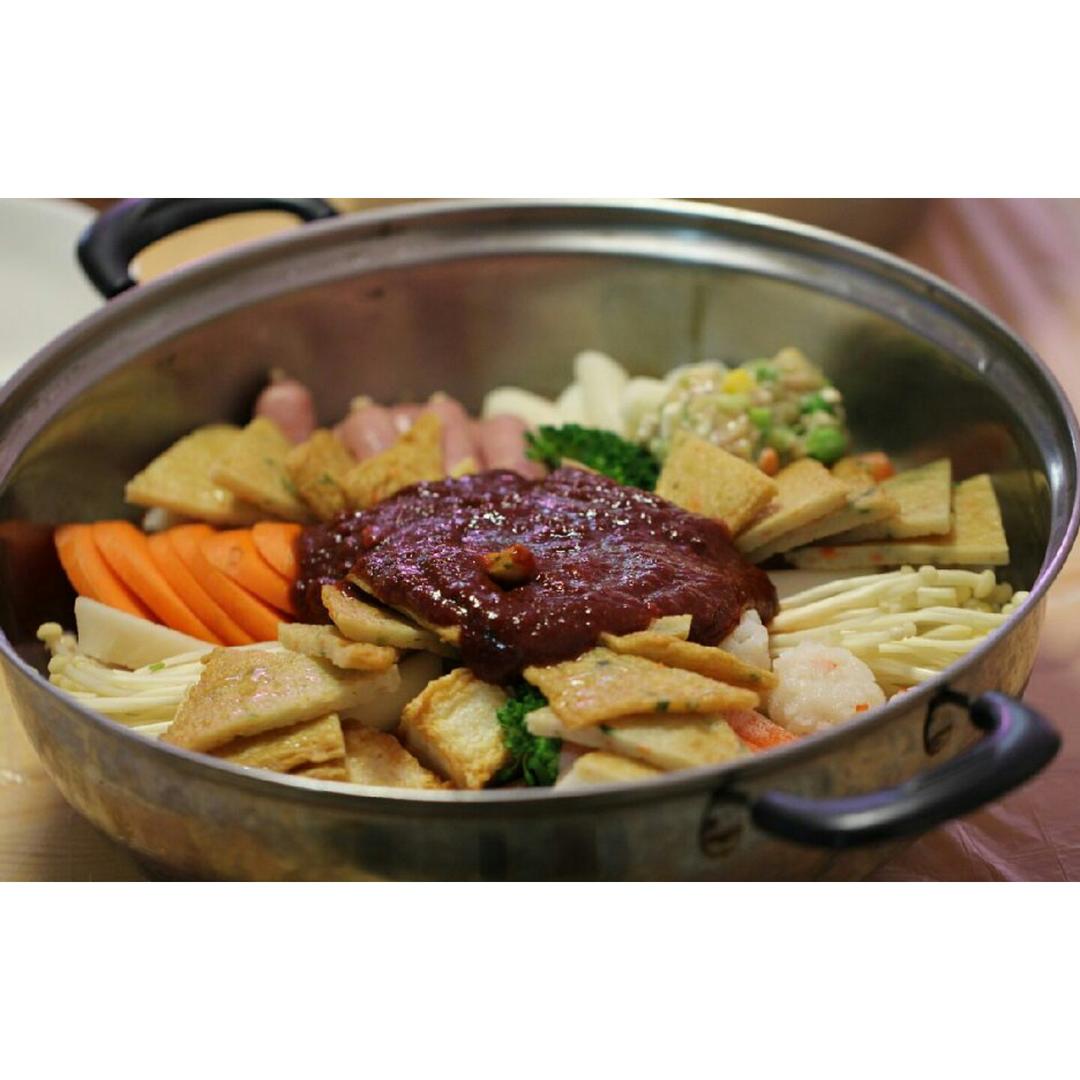 lisa王的烘培做的韩国部队锅拉面锅(超好吃)