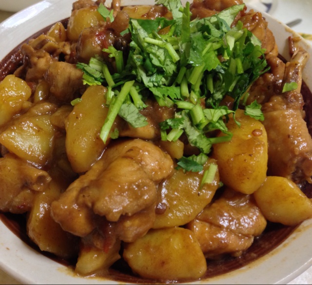 香辣土豆烧鸡块