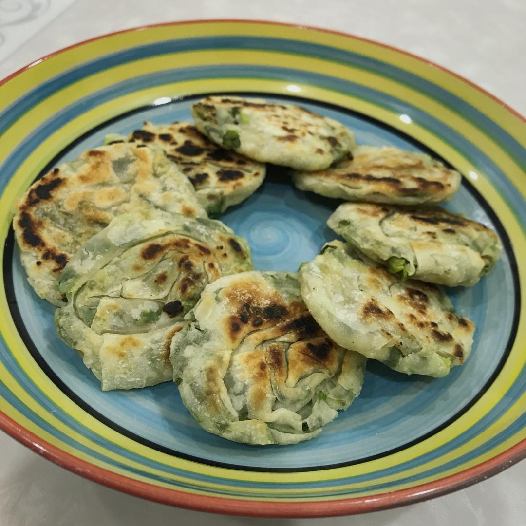 小馄饨皮葱油饼