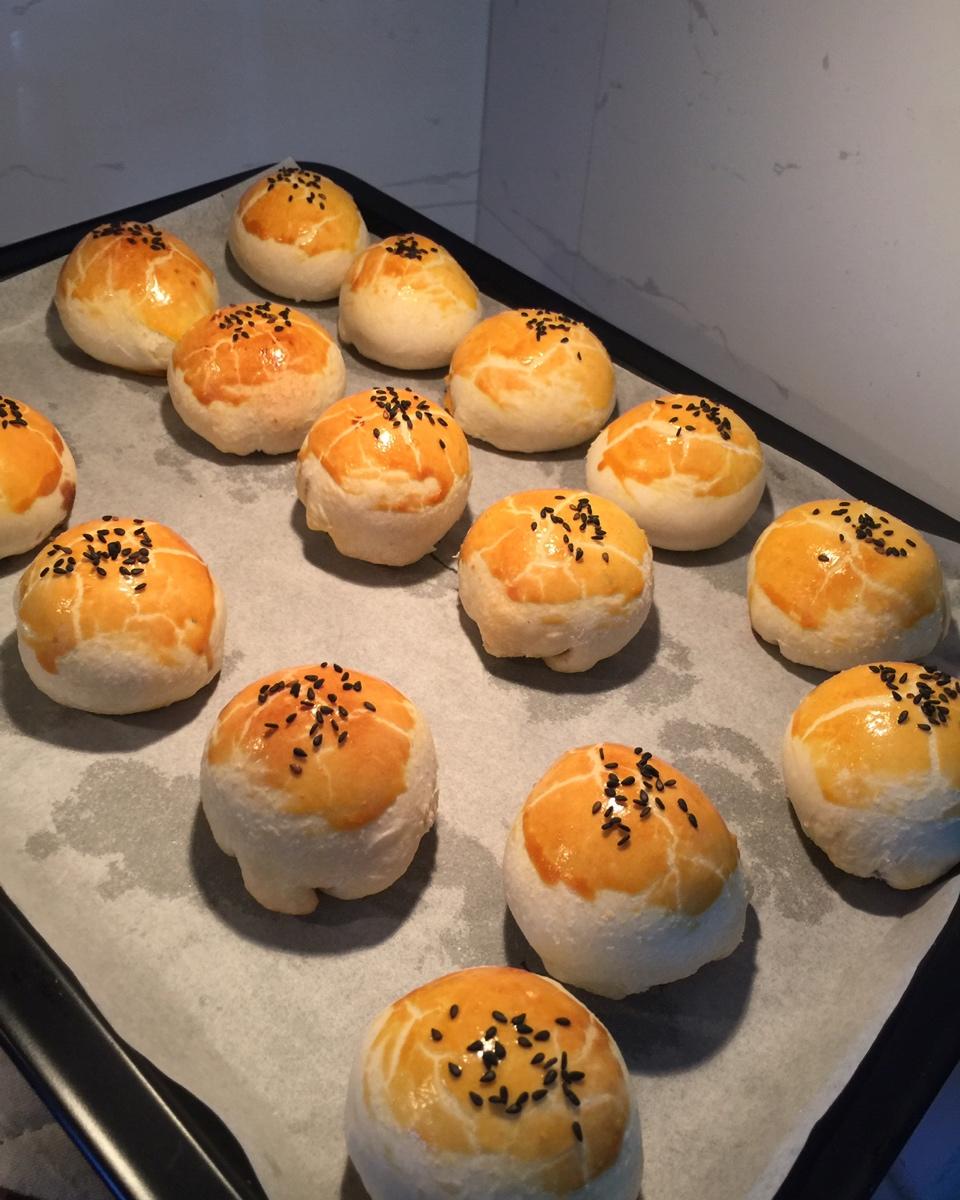 ㊙️网红麻薯肉松蛋黄酥🔥，好吃到爆‼️