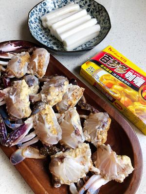 梭子蟹炒年糕咖喱版的做法 步骤1