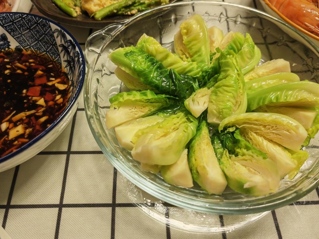 培根黄油炒抱子甘蓝——椰菜仔
