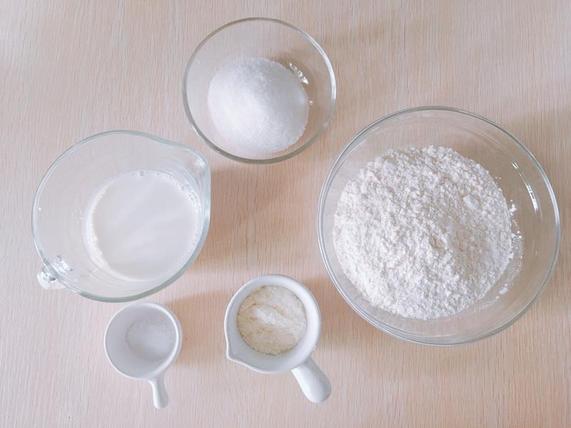 纯奶手撕吐司的做法 步骤1