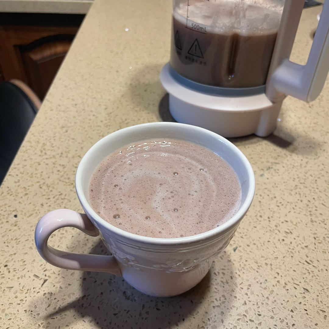 破壁机 红豆香芋牛乳