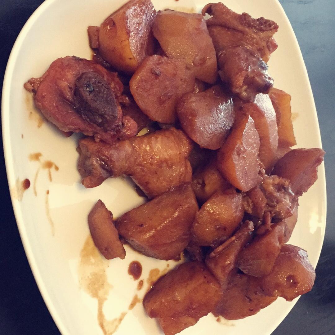 家乡咸鸡烧土豆