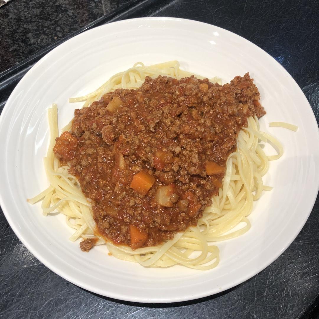 番茄肉酱意大利面