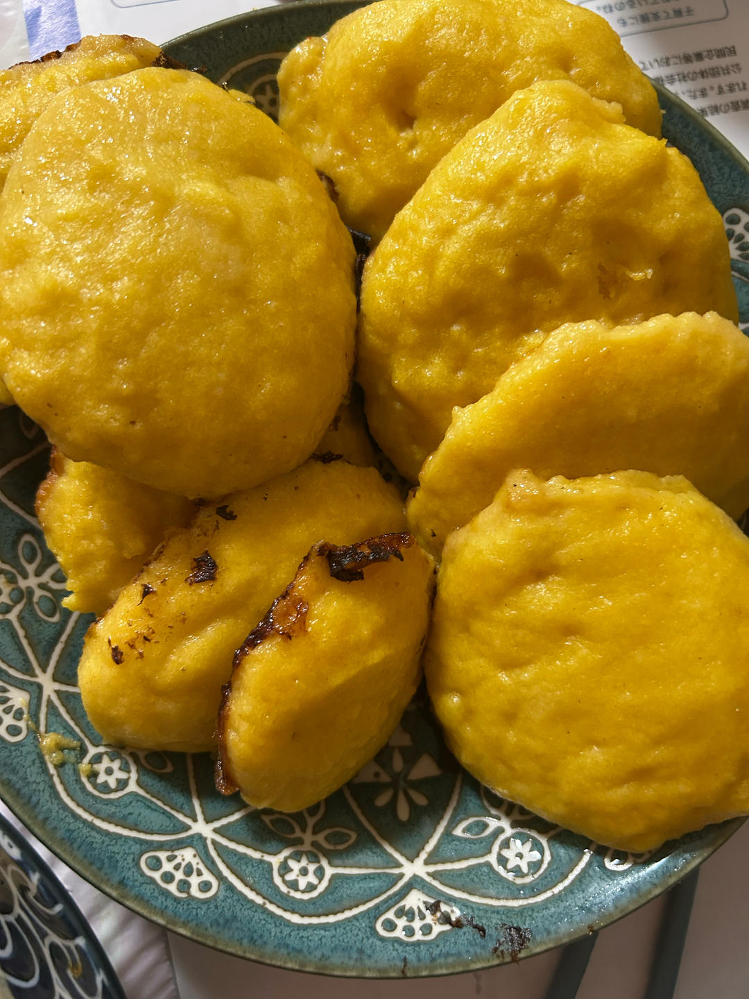 玉米面贴饼子