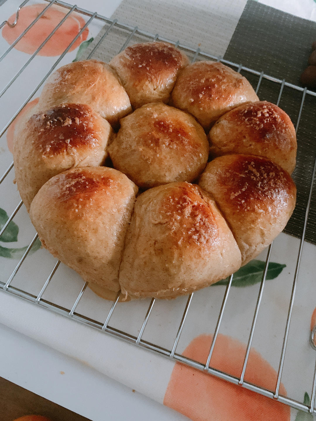 蜂蜜全麦早餐包丨健康·烘焙