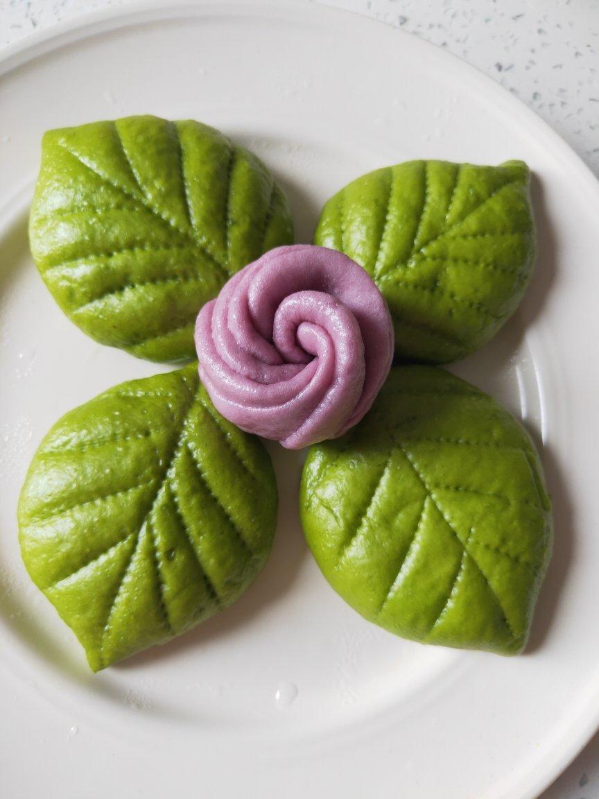 娜娜3aik做的树叶馒头菠菜三吃之一