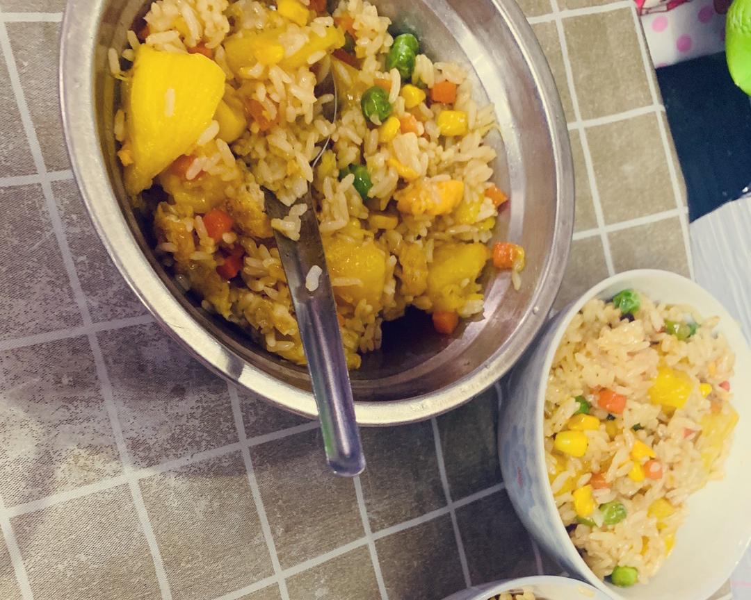 菠萝炒饭