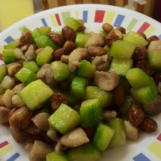 黄瓜鸡丁