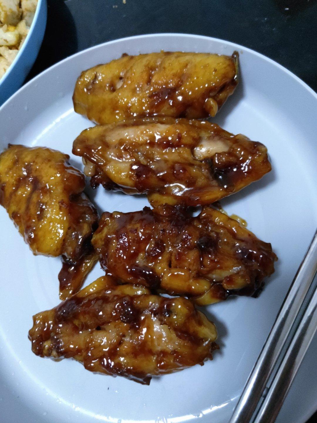 厨师长教你：“可乐鸡翅”的家常做法，味道鲜嫩可口，先收藏起来