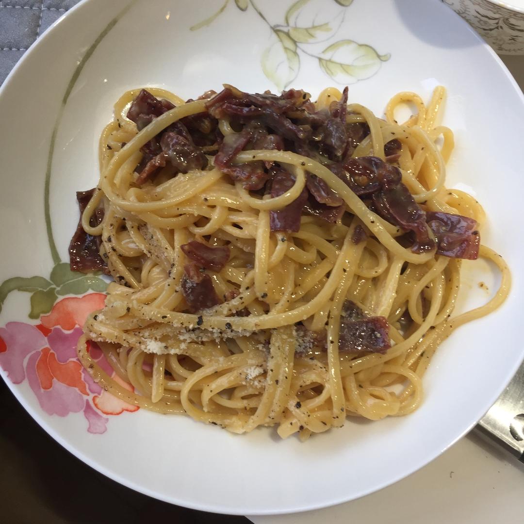 快手培根蛋酱意大利面Spaghetti Carbonara