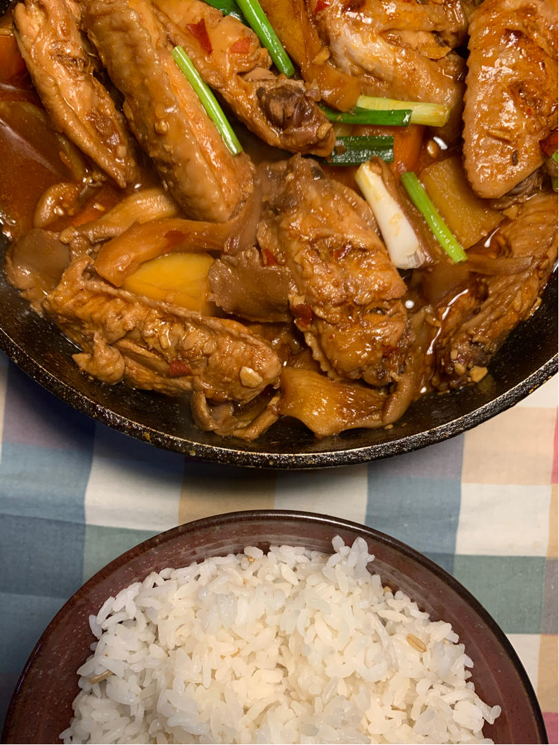 啤酒鲜虾鸡翅煲