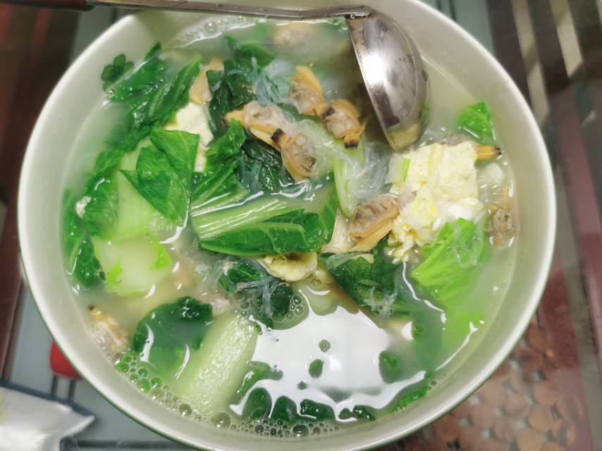 渔 民 小 白 菜