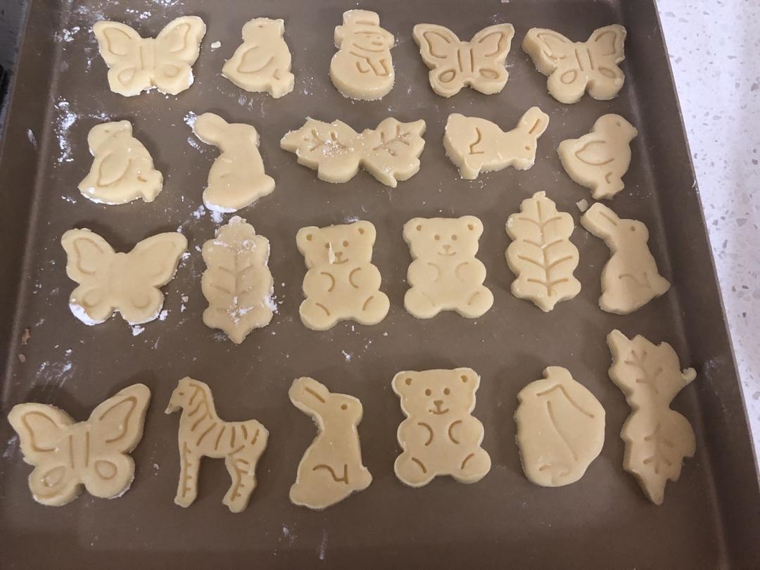 奶香动物饼干