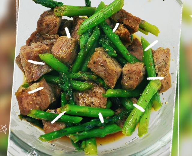 快乐减肥餐：芦笋牛肉粒的做法