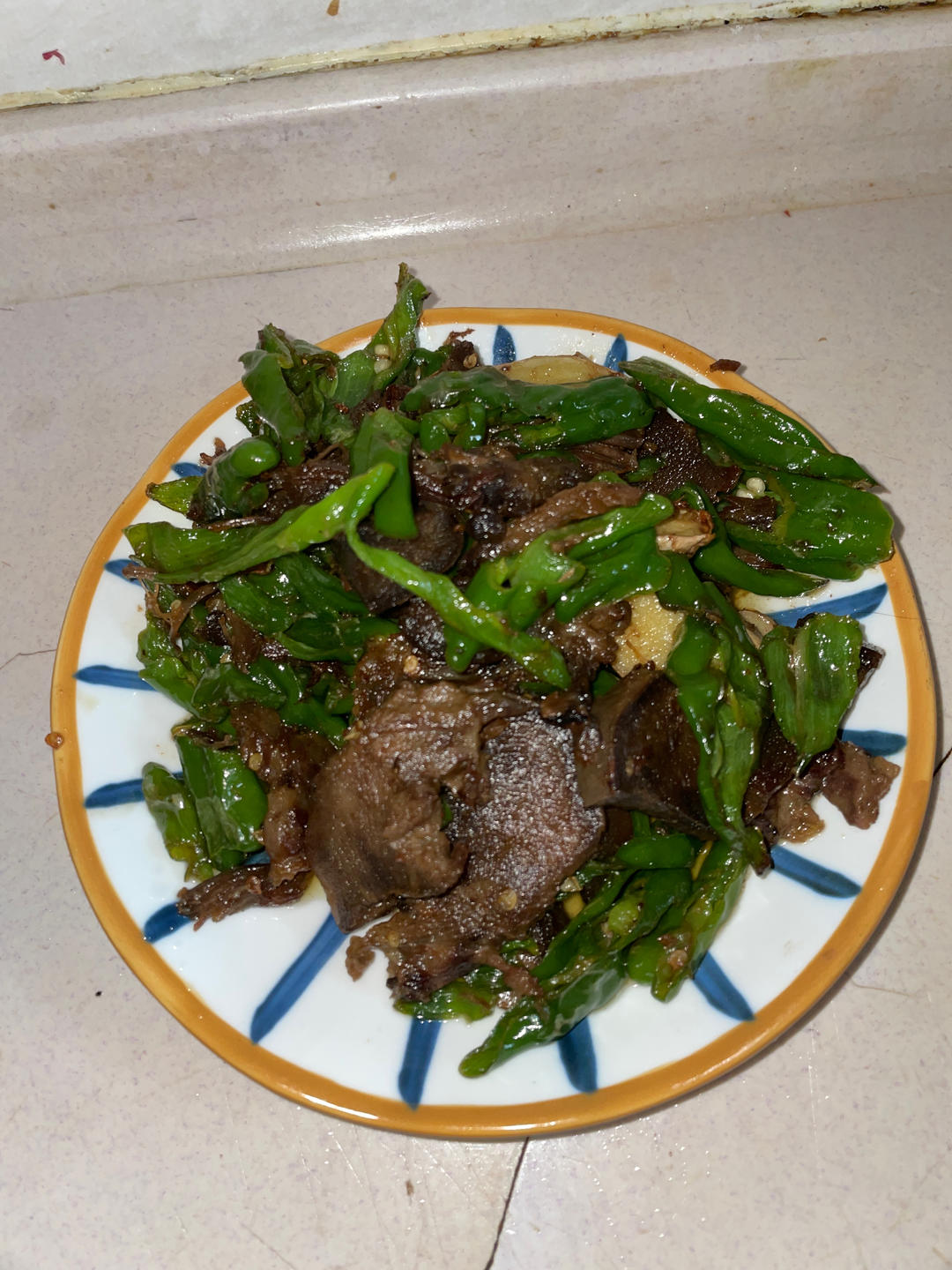 腊肉爆炒青椒