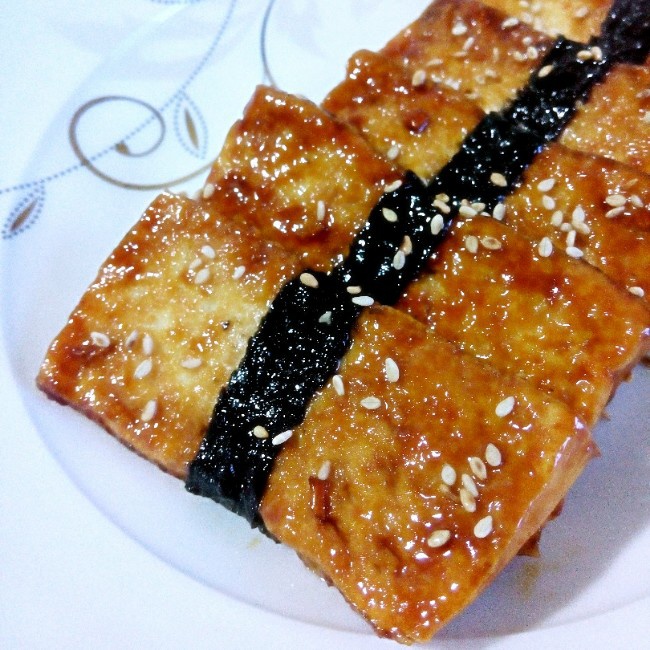 embrace月光晒干眼泪做的日式照烧海苔豆腐