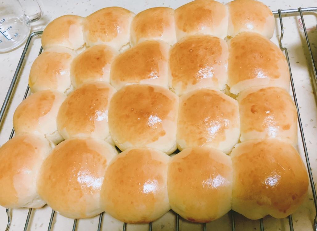 超软牛奶餐包，此配方超软不甜易出膜，放一礼拜不变硬